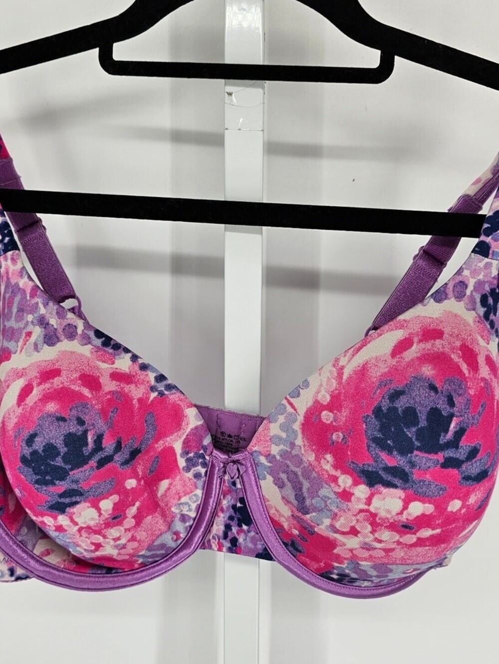 Vintage Bali Womens Sz 38D Lightly Padded T Shirt Bra Pink Purple Floral